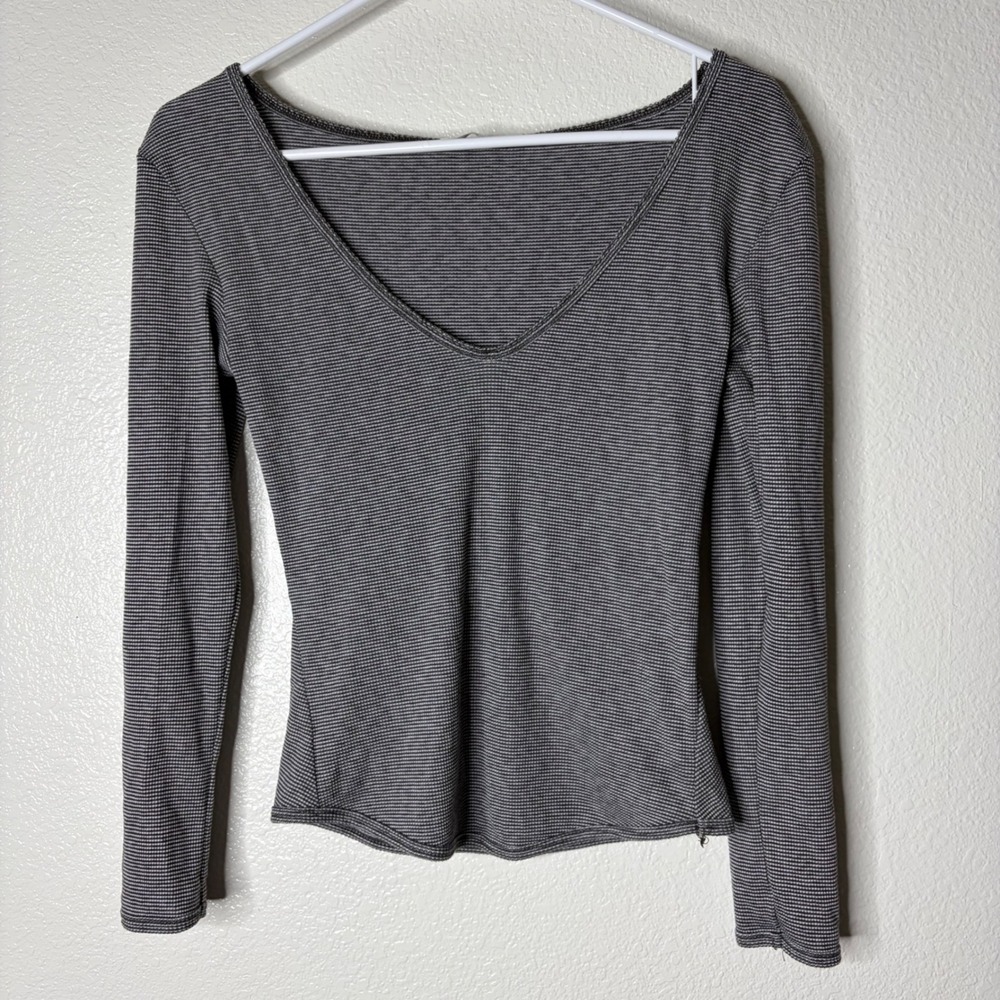 Intimately Free People Grey Striped V-Neck Thermal Long Sleeve Top OB1836479 M